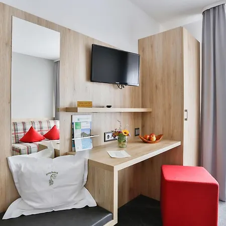 מלון Restaurant Hirsch באד דיצנבאך